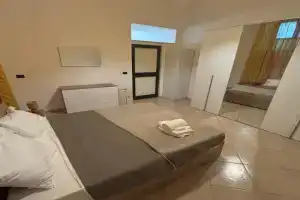 The Rose of Pompeii Apartments, Scafati