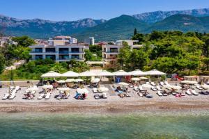 Apartments Kuce Lekovica Beach & snack- Bistro, Bar