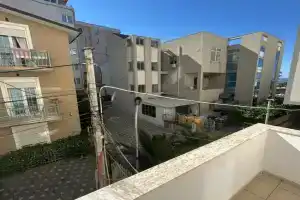 Paulin Guest House, Shengjin