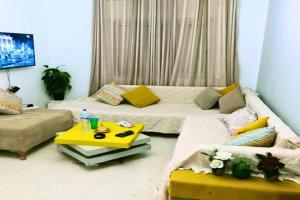 Ennasr City - appartement Charmant S1 Calme et Connecté Apartments, Tunis