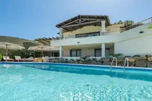 Villa D'Angeli, Capitana