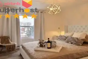 City Center Charming River View AC Free Parking Apartments, Levis