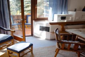 Stylish apartment with balcony, Flachau