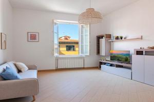 cvr 8- 3 rooms with views - near the Tower, Pisa
