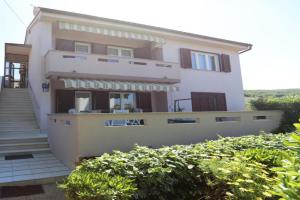 Apartman Brigita, PUNAT