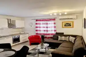 Drive & Stay Apartments, Korcula