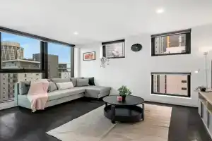 2Brm Private APT in with Views Apartments, Melbourne
