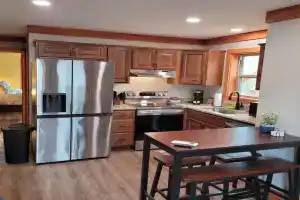 Charming Downtown SkyLoft Apt 2 - Perfect for Couples! Apartments, Bryson City