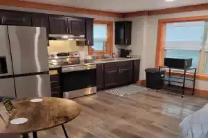 Charming Downtown SkyLoft Studio 4 - Perfect for Couples, Bryson City