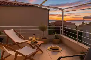 Sunny Resort apartment with seaview 1314, Donje Petrcane