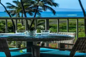 Menehune Shores 324 by Coldwell Banker Island Vacations Apartments, Kihei