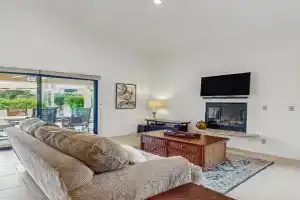Summit Glow Apartments, Palm Desert