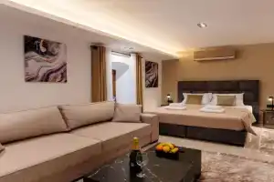Avenza Residences Old Town Apartments, Kotor