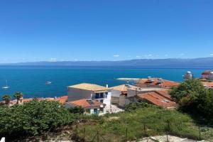 Beautiful views, convenient location at Eleni's Guest house, Koroni
