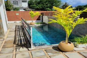 Freesia Apartment 1 by Mau-Rent Houses, Trou aux Biches