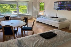 CityLoft 3 - Zentrale Unterkunft für Gruppen bis 6 Personen - Balkon - Netflix - Parkplatz Apartments, Kassel