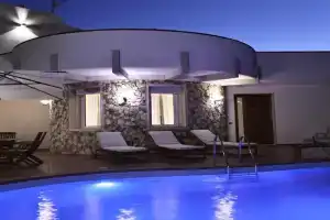 Villa Pietra Marina con piscina privata, Marina di Modica