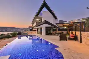 Ultra Lux Villa, Kalkan