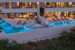 Bella Casa - Newly Built Designer Villa, Kalyves