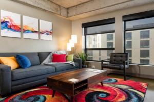 Sable 404 - Alcove Apart-hotel, Minneapolis