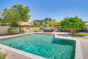 Dog-Friendly Getaway with Patio in! Guest house, Tucson