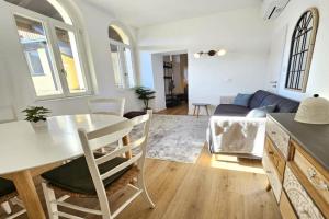 The Blue Nest - Città Vecchia Apartments, Locarno