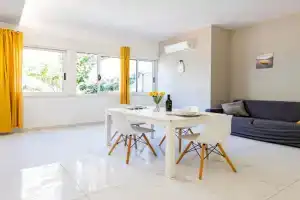 GuestHost - Lovely Flat in the Heart of, Pescara