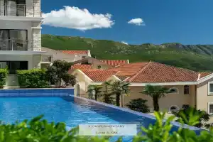 The Royal Summer & Spa Apartments, Becici