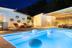 The Secret Garden - Courtyard & Private Pool Villa, Kalamata