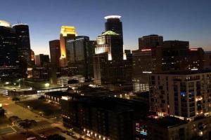 Luxury Skyline view of, Minneapolis