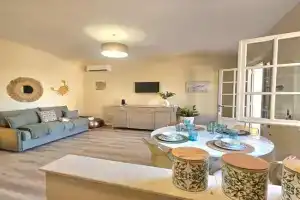 Sea Breeze - Coastal Villa by HIHE, Flumini