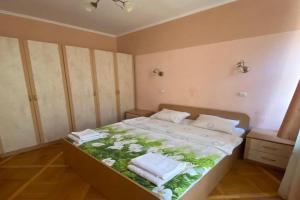 Comfortable Downtown Apartments, Kiev