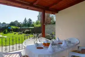 Lakeside Serenity House - Happy Rentals, Balatonbereny