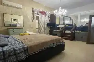 Master Suite with Kingsize Bed and Ensuite Guest house, Birgu