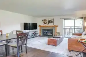 half Mi to Dtwn Mtn-View Condo with Pool! Apartments, Frisco