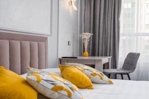 Odnokomnatnaya v tsentre goroda ryadom s metro Apartments, Almaty