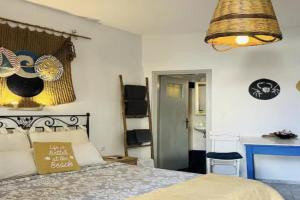 Rembelos Santorini Apartments, Perissa