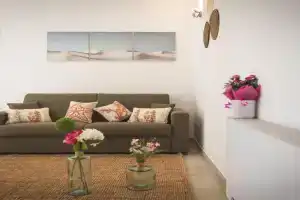 Dimora Belvedere con mansarda e balcone a 5 minuti dal mare Apartments, Vada