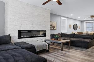 Spacious Modern 5BR Home Near Downtown St Louis Guest house, Saint Louis