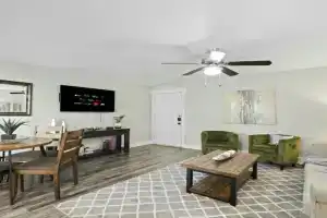 Spacious and Stylish Apartment right by AT&T Stadium!, Arlington