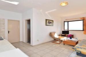 Apartament Karla, Zavala