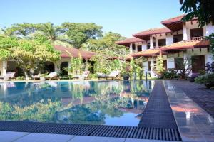 Golden Peacock Resort PVT, Bentota
