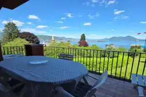 Appartamento Charly Apartments, Baveno