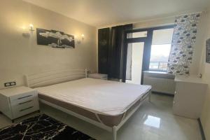 ALEXSANDR apartment v dome s TRTs RODOS more v peshey dostupnosti, Odessa