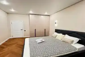 MEREI historical center super modern apartment, Almaty