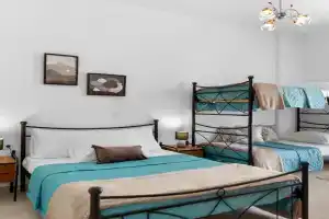 Aegean Breeze Guest house, Haraki