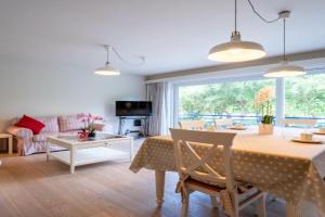 Apartment Prima Vera with balcony by Interhome, Oostende