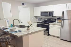 Apartment in near NRG with Free Parking, Houston