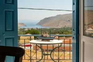 Villa Dimosthenis, Symi