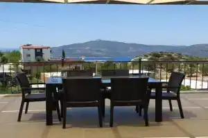 Muda Apart, Kalkan